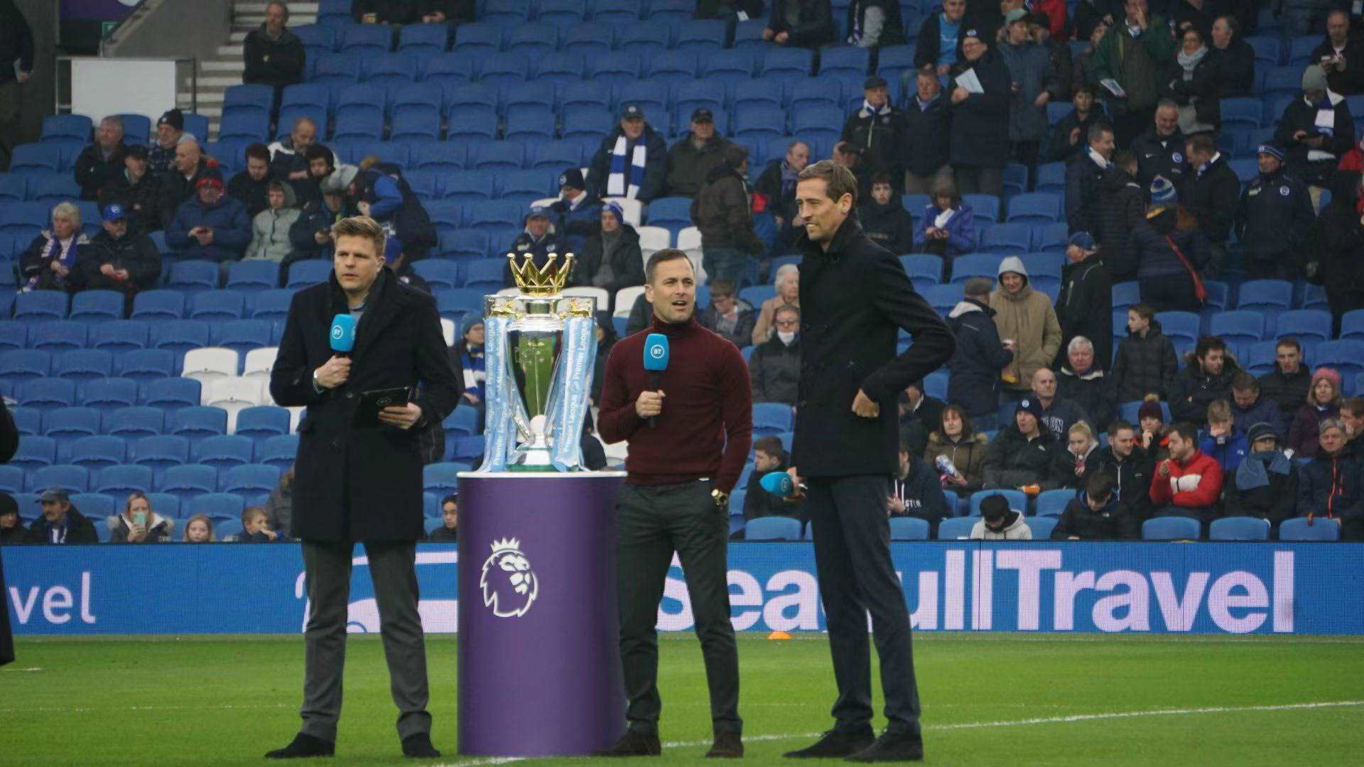 也让他的表 也让他的表